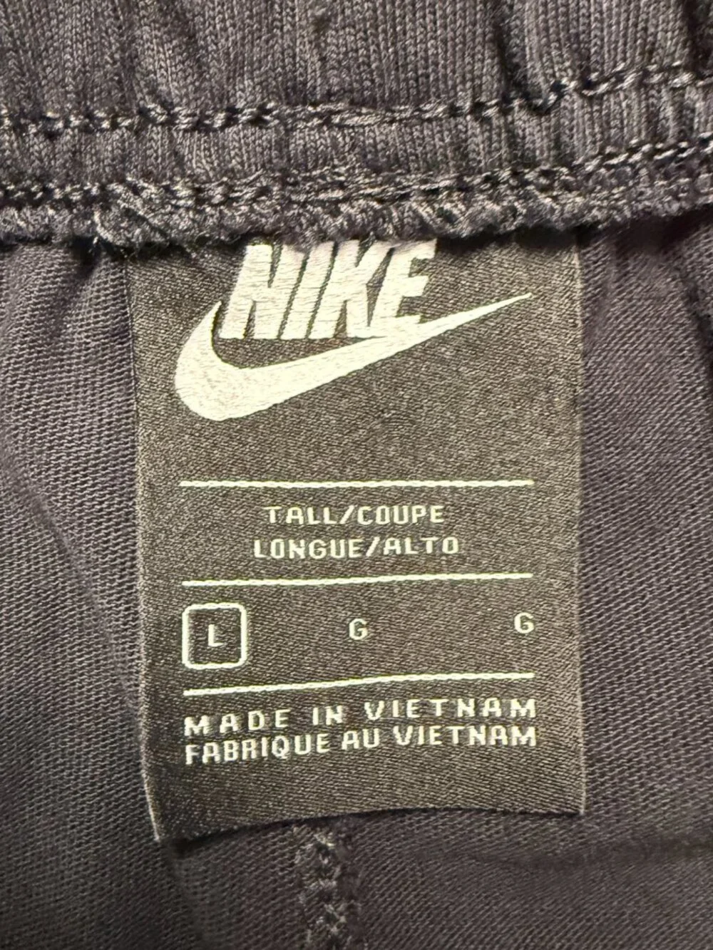 Nike these sportswear